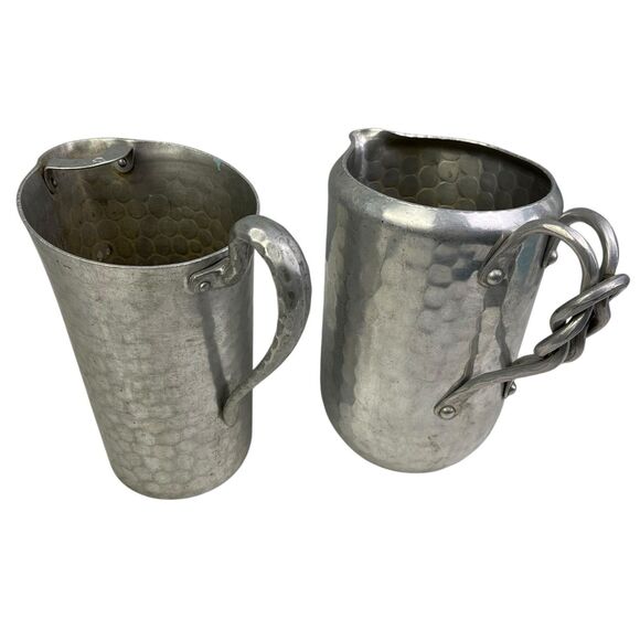 Vintage Everlast Hand Forged Metal Hammered Aluminum Pitcher Kitchen Lot of 2 - Picture 3 of 16
